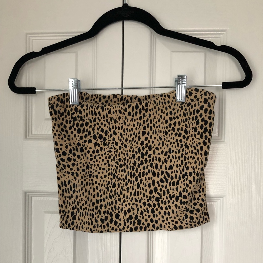 Brandy Melville crop top